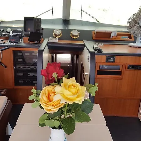 Botel Sweet Dream Willkommen Im Paradies *